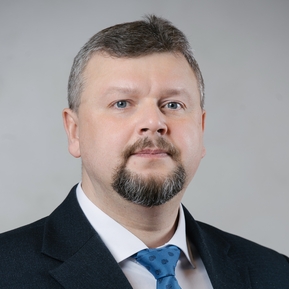 27 мая 2025 года в общественной приемной Губернатора Воронежской области в Богучарском муниципальном районе (в режиме видео-конференц-связи) прием граждан по компетенции будет проводить ХЛЫЗОВ Сергей Олегович.