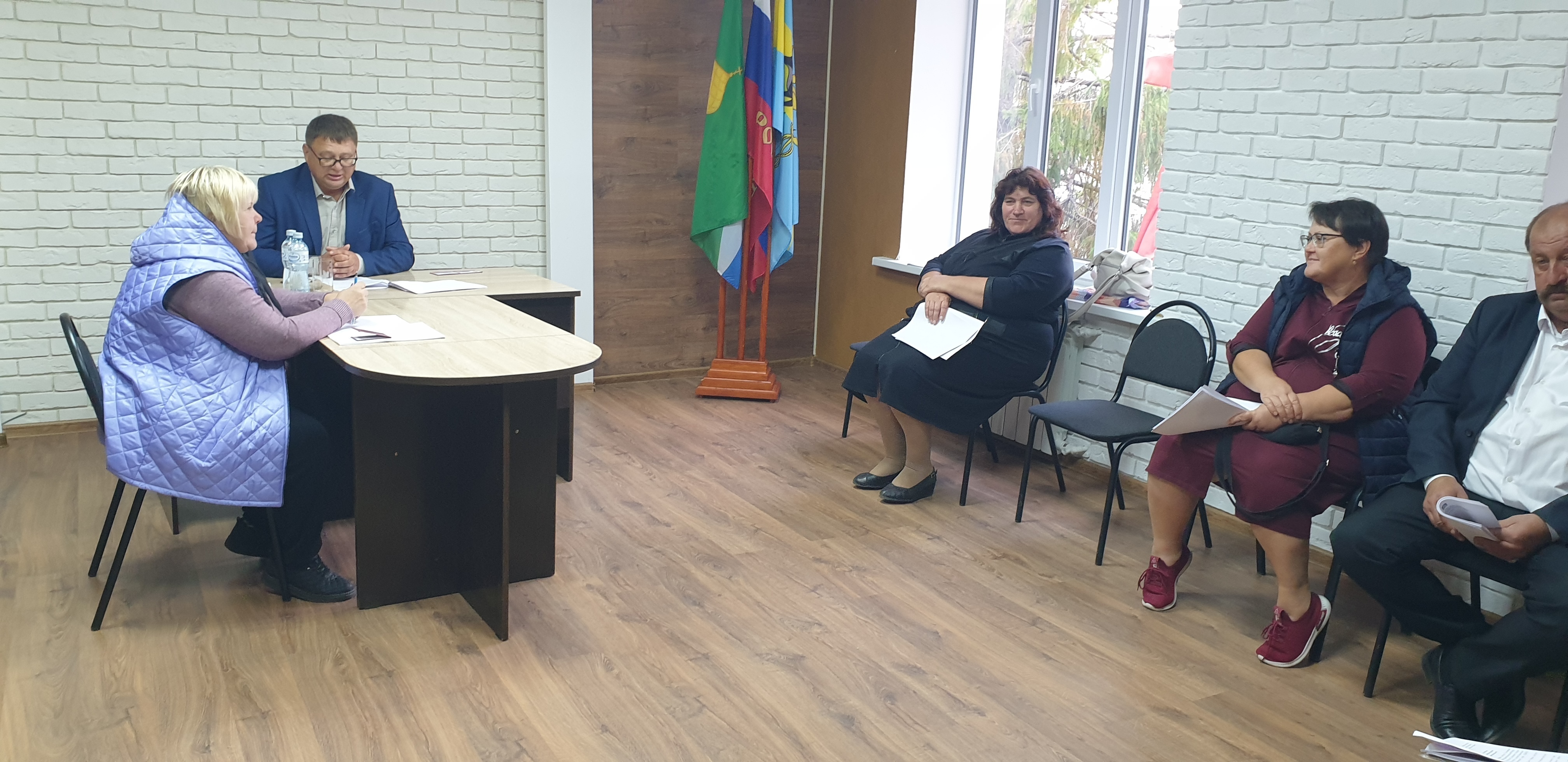 29 сентября 2025 года в зале заседаний администрации Суходонецкого сельского поселения состоялась 1-я организационная сессия Совета народных депутатов.