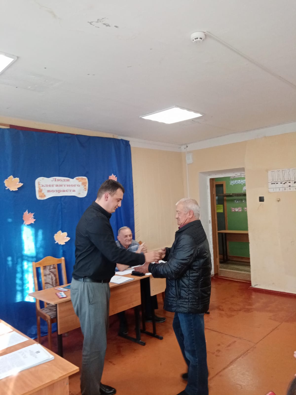 01 октября 2025 года в зале заседаний администрации Подколодновского сельского поселения состоялась 1-я организационная сессия Совета народных депутатов Подколодновского сельского поселения Богучарского муниципального района восьмого созыва..